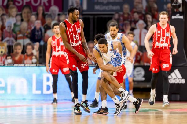 间的磋商几 间的磋商几